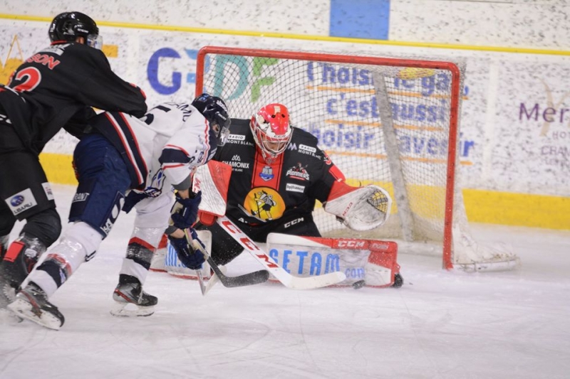 Photo hockey Ligue Magnus - Ligue Magnus : 19ème journée : Chamonix  vs Angers  - Une belle soirée chamoniarde