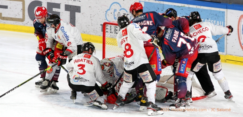 Photo hockey Ligue Magnus - Ligue Magnus : 19ème journée : Grenoble  vs Amiens  - Amiens remonte au classement et s
