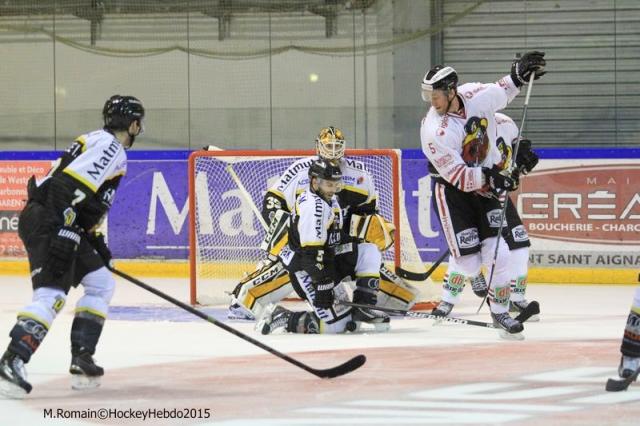 Photo hockey Ligue Magnus - Ligue Magnus : 1ère journée : Rouen vs Morzine-Avoriaz - Les Dragons sans sourcillier