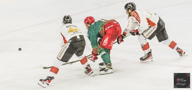 Photo hockey Ligue Magnus - Ligue Magnus : 1ere journée  : Cergy-Pontoise vs Chamonix  - Victoire aux forceps pour les Jokers