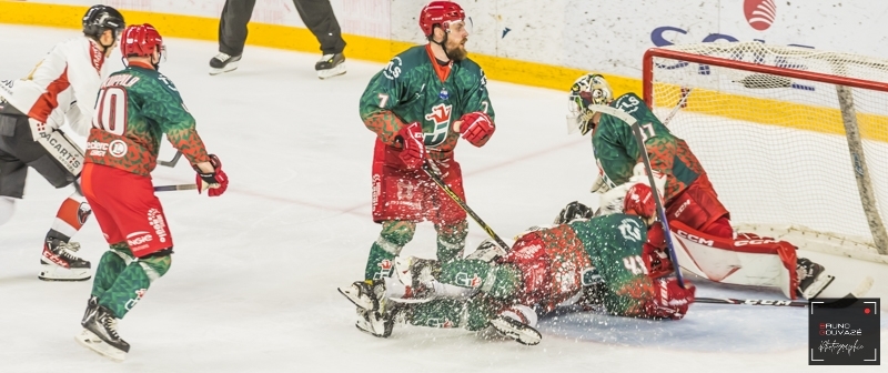 Photo hockey Ligue Magnus - Ligue Magnus : 1ere journée  : Cergy-Pontoise vs Chamonix  - Victoire aux forceps pour les Jokers