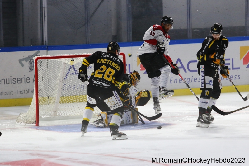 Photo hockey Ligue Magnus - Ligue Magnus : 1ere journée : Rouen vs Bordeaux - Les Dragons de Rouen tout en maitrise !