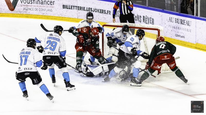Photo hockey Ligue Magnus - Ligue Magnus : 1ère journée : Cergy-Pontoise vs Marseille - La rentrée réussie des Spartiates Photo hockey Ligue Magnus - Ligue Magnus : 1ère journée : Cergy-Pontoise vs Marseille - La rentrée réussie des Spartiates