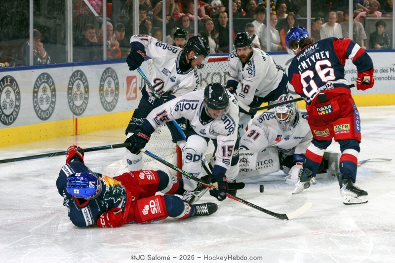 Photo hockey Ligue Magnus - Ligue Magnus : 1Ã¨re journÃ©e : Grenoble  vs Angers  - Grenoble lance parfaitement sa saison !