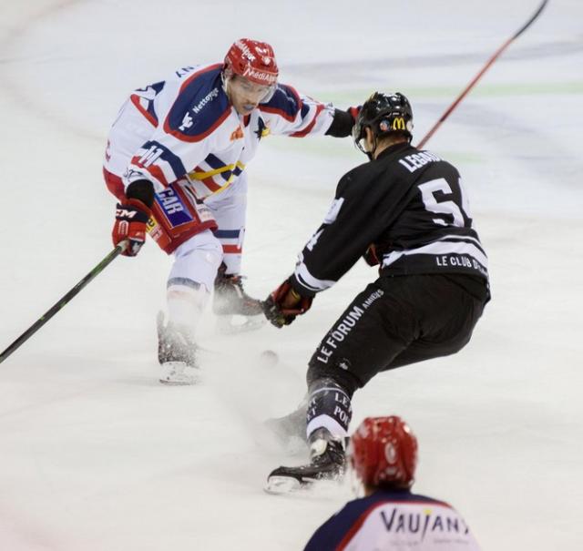 Photo hockey Ligue Magnus - Ligue Magnus : 20ème journée : Amiens  vs Grenoble  - Nouvelle défaite pour les Gothiques + VIDEO