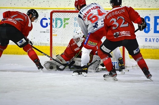 Photo hockey Ligue Magnus - Ligue Magnus : 20ème journée : Chamonix  vs Grenoble  - Les Pionniers n’ont pas fait le poids