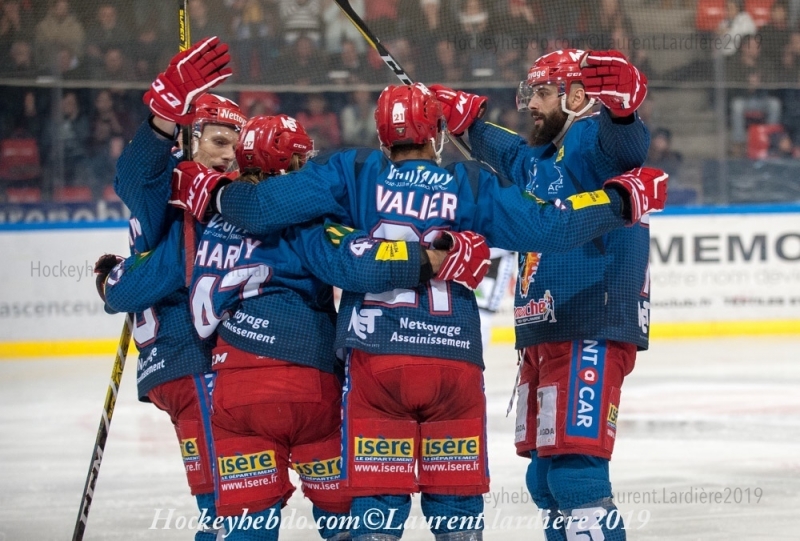 Photo hockey Ligue Magnus - Ligue Magnus : 20ème journée : Grenoble  vs Rouen - Les Brûleurs De Loups au rendez-vous