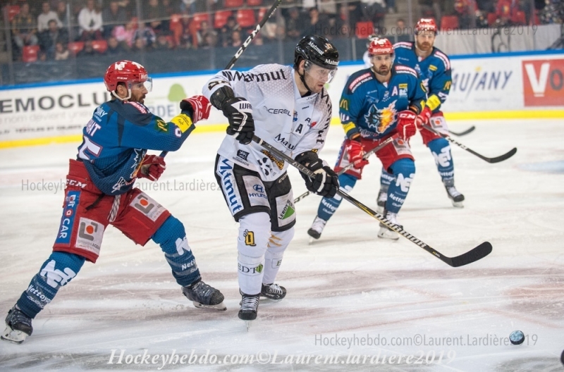 Photo hockey Ligue Magnus - Ligue Magnus : 20ème journée : Grenoble  vs Rouen - Les Brûleurs De Loups au rendez-vous