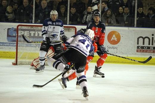 Photo hockey Ligue Magnus - Ligue Magnus : 22ème journée : Angers  vs Gap  - Un chassé-croisé qui tourne en faveur des Ducs 