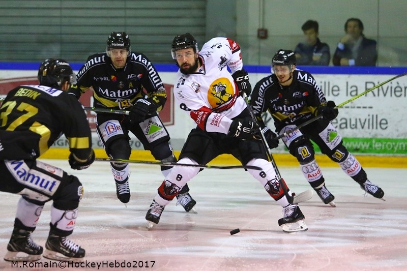 Photo hockey Ligue Magnus - Ligue Magnus : 22ème journée : Rouen vs Chamonix  - La bonne opération des Dragons