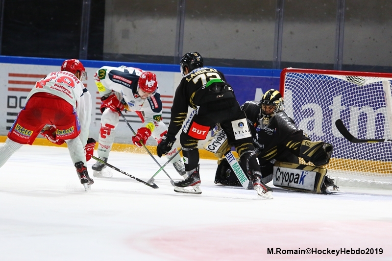 Photo hockey Ligue Magnus - Ligue Magnus : 23ème journée : Rouen vs Grenoble  - LM : victoire des Dragons avec les tripes et la fierté