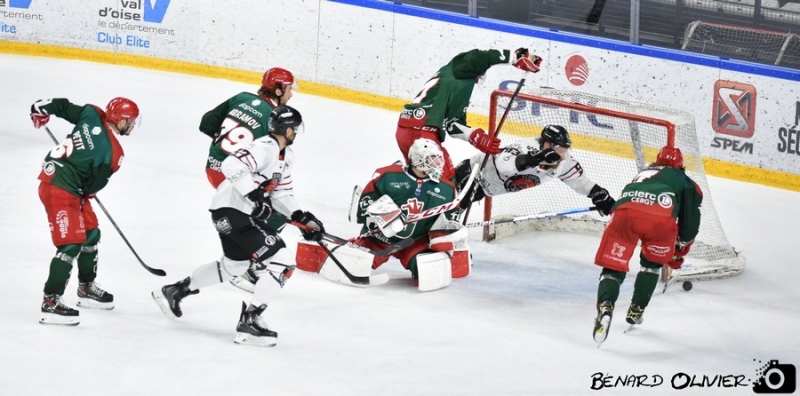 Photo hockey Ligue Magnus - Ligue Magnus : 24ème journée : Cergy-Pontoise vs Mulhouse - Les Jokers enfoncent les Scorpions