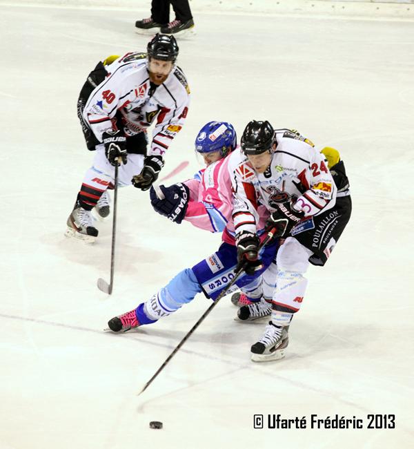 Photo hockey Ligue Magnus - Ligue Magnus : 25ème journée  : Villard-de-Lans vs Mulhouse - Villard voit la vie en rose !