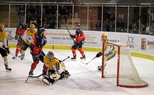 Photo hockey Ligue Magnus - Ligue Magnus : 25ème journée : Angers  vs Strasbourg  - Angers facile vainqueur de Strasbourg