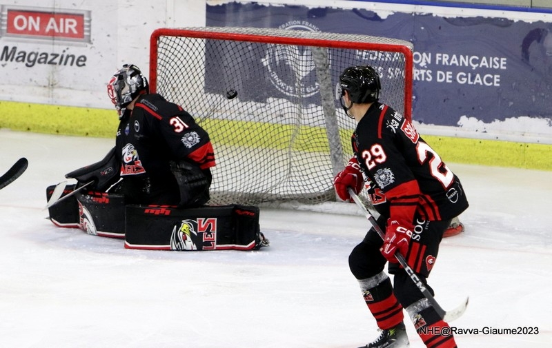Photo hockey Ligue Magnus - Ligue Magnus : 25ème journée : Nice vs Chamonix  - Les Aigles poussent pour les playoffs