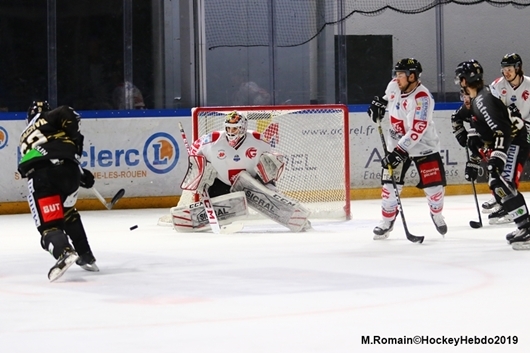 Photo hockey Ligue Magnus - Ligue Magnus : 25ème journée : Rouen vs Amiens  - Les Dragons de Rouen flambent