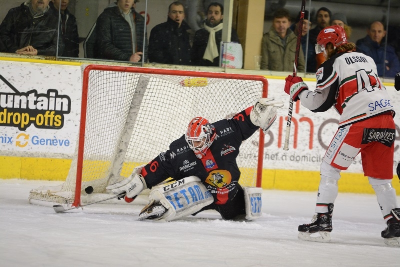 Photo hockey Ligue Magnus - Ligue Magnus : 26ème journée : Chamonix  vs Anglet - Les Pionniers maîtrisent Anglet