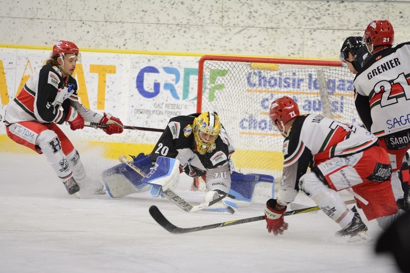Photo hockey Ligue Magnus - Ligue Magnus : 26ème journée : Chamonix  vs Anglet - Les Pionniers maîtrisent Anglet