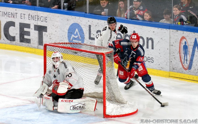 Photo hockey Ligue Magnus - Ligue Magnus : 26ème journée : Grenoble  vs Amiens  - Amiens surclasse Grenoble !