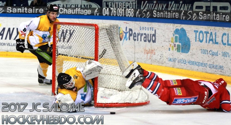 Photo hockey Ligue Magnus - Ligue Magnus : 26ème journée : Grenoble  vs Strasbourg  - Premier contre dernier !