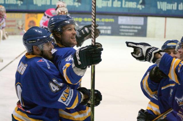 Photo hockey Ligue Magnus - Ligue Magnus : 26ème journée : Villard-de-Lans vs Amiens  - Olé Olé Olé !! 