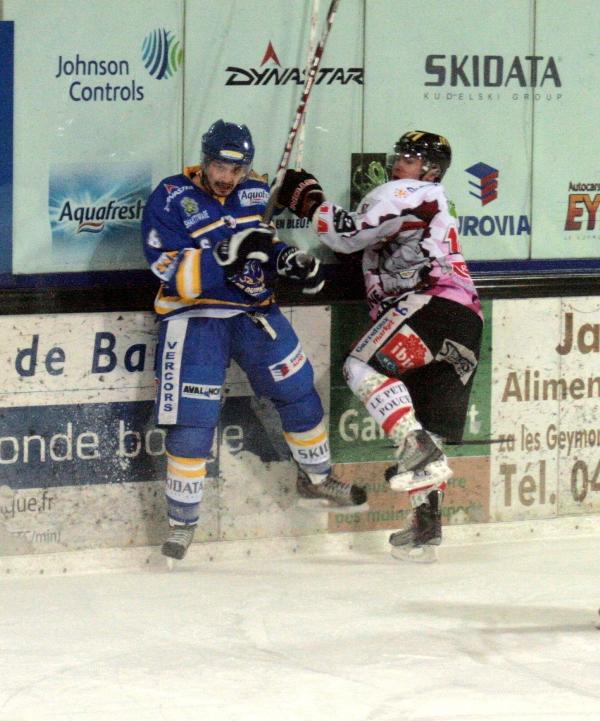 Photo hockey Ligue Magnus - Ligue Magnus : 26ème journée : Villard-de-Lans vs Amiens  - Olé Olé Olé !! 