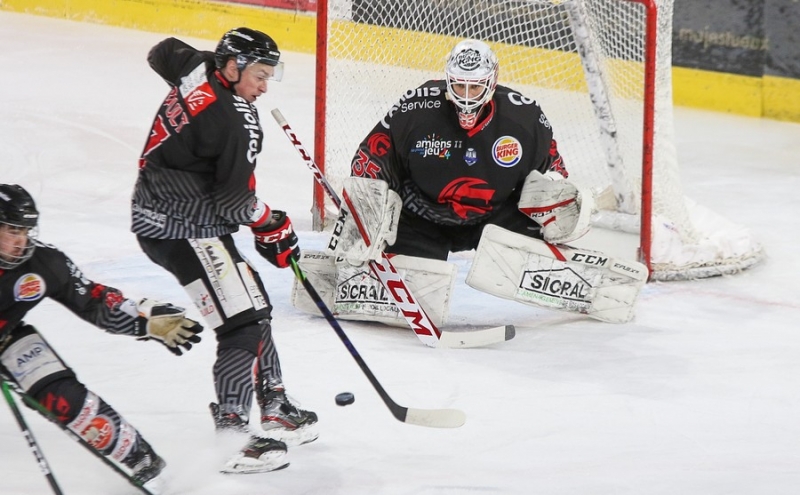 Photo hockey Ligue Magnus - Ligue Magnus : 27ème journée : Amiens  vs Rouen - Force est restée aux Dragons