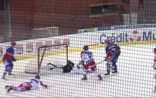 Photo hockey Ligue Magnus - Ligue Magnus : 29ème journée : Lyon vs Mulhouse - Mulhouse pousse Lyon en prolongation.
