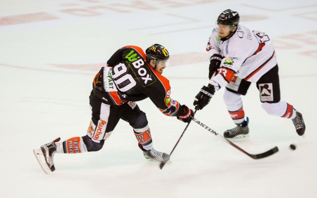 Photo hockey Ligue Magnus - Ligue Magnus : 2ème journée : Amiens  vs Briançon  - Champagne pour les Gothiques !