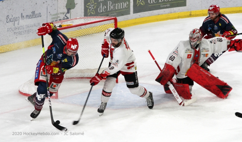 Photo hockey Ligue Magnus - Ligue Magnus : 2ème journée : Grenoble  vs Briançon  - LM : Reprise difficile pour les BDL
