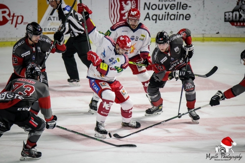 Photo hockey Ligue Magnus - Ligue Magnus : 2ème journée : Bordeaux vs Grenoble - La marche était trop haute ! Photo hockey Ligue Magnus - Ligue Magnus : 2ème journée : Bordeaux vs Grenoble - La marche était trop haute !