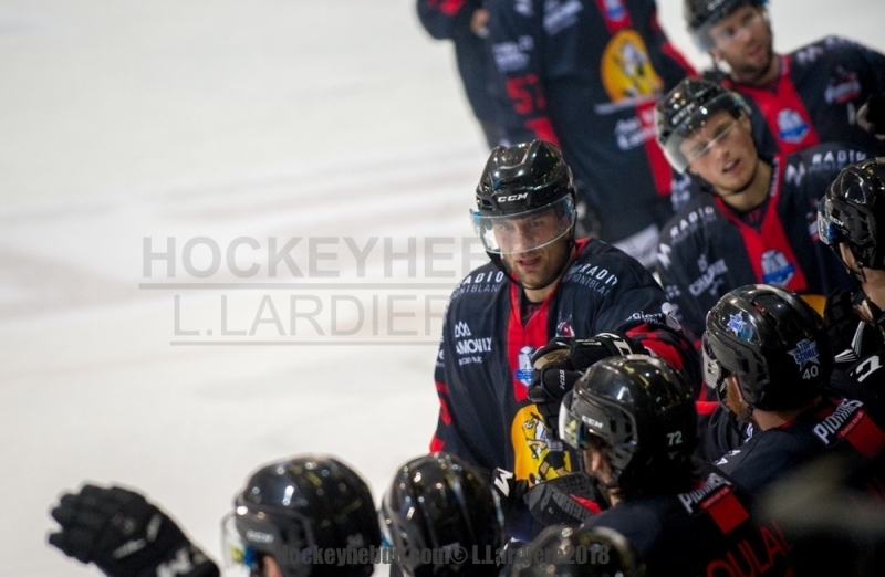 Photo hockey Ligue Magnus - Ligue Magnus : 31ème journée : Grenoble  vs Chamonix  - Reprise en douc(l)eur