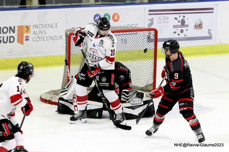 Photo hockey Ligue Magnus - Ligue Magnus : 31ème journée : Nice vs Bordeaux - La victoire pour Laura …