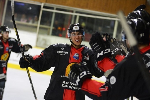 Photo hockey Ligue Magnus - Ligue Magnus : 32ème journée : Chamonix  vs Amiens  - Les Pionniers passent la 5e !