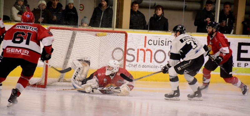 Photo hockey Ligue Magnus - Ligue Magnus : 33ème journée : Chamonix  vs Gap  - Des Pionniers enfin récompensés 