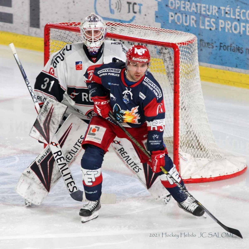 Photo hockey Ligue Magnus - Ligue Magnus : 33ème journée : Grenoble  vs Angers  - Grenoble au dessus des Ducs