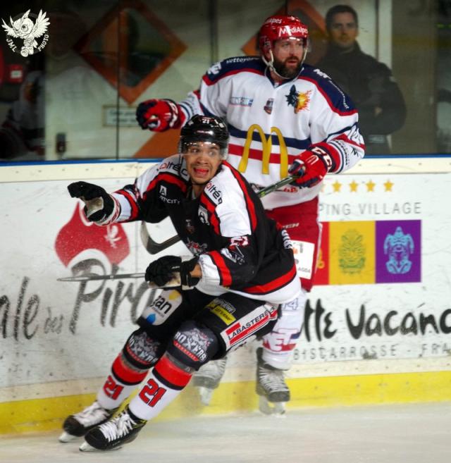 Photo hockey Ligue Magnus - Ligue Magnus : 34ème journée : Bordeaux vs Grenoble  - LM : Des Boxers sans pitié