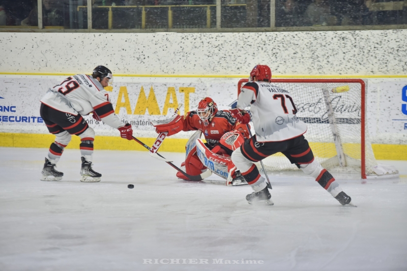 Photo hockey Ligue Magnus - Ligue Magnus : 36ème journée : Chamonix  vs Nice - Les Pionniers rebasculent en playoffs !