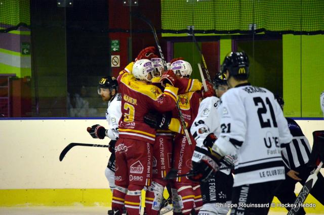 Photo hockey Ligue Magnus - Ligue Magnus : 36ème journée : Dijon  vs Amiens  - LM : La Gargouille trempe les Ducs