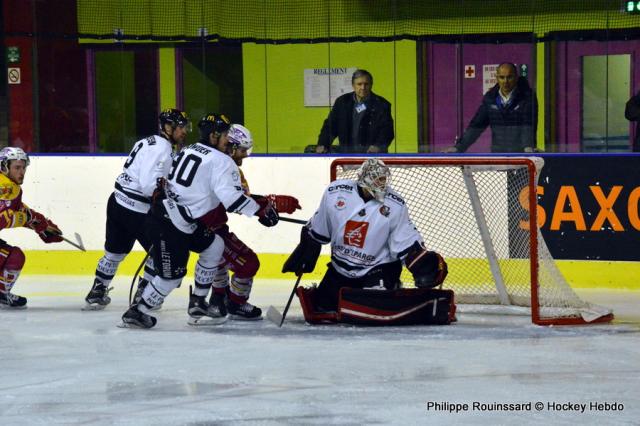 Photo hockey Ligue Magnus - Ligue Magnus : 36ème journée : Dijon  vs Amiens  - LM : La Gargouille trempe les Ducs