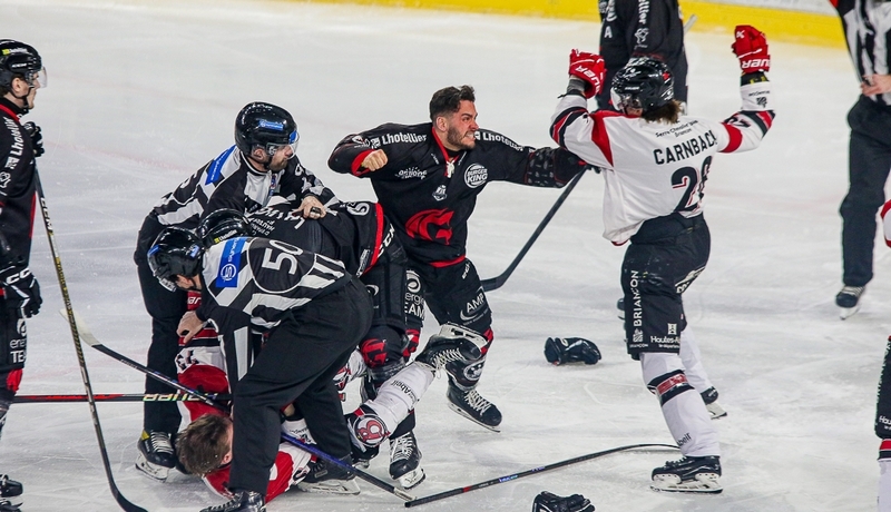 Photo hockey Ligue Magnus - Ligue Magnus : 38ème journée : Amiens  vs Briançon  - Amiens s