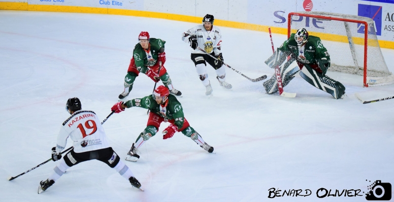 Photo hockey Ligue Magnus - Ligue Magnus : 3ème journée : Cergy-Pontoise vs Chamonix  - LM : Les Pionniers se jouent des Jokers