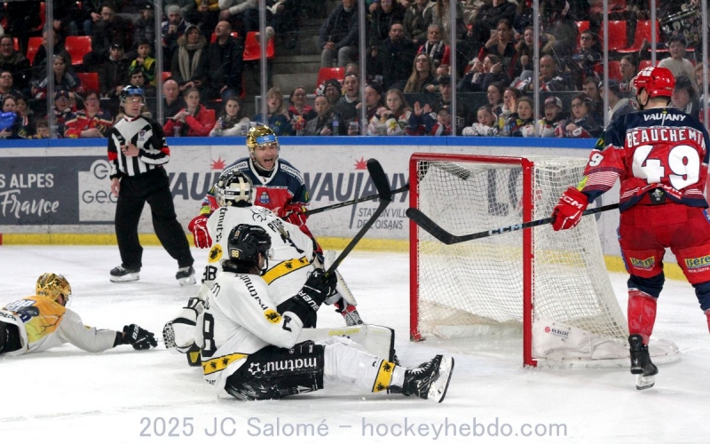 Photo hockey Ligue Magnus - Ligue Magnus : 42ème journée : Grenoble  vs Rouen - 9-0 ! 