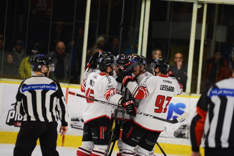 Photo hockey Ligue Magnus - Ligue Magnus : 43ème journée : Chamonix  vs Bordeaux - Les Pionniers valident leur ticket pour les playoffs !