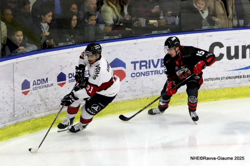 Photo hockey Ligue Magnus - Ligue Magnus : 43ème journée : Nice vs Bordeaux - Les Boxers gâchent le Carnaval