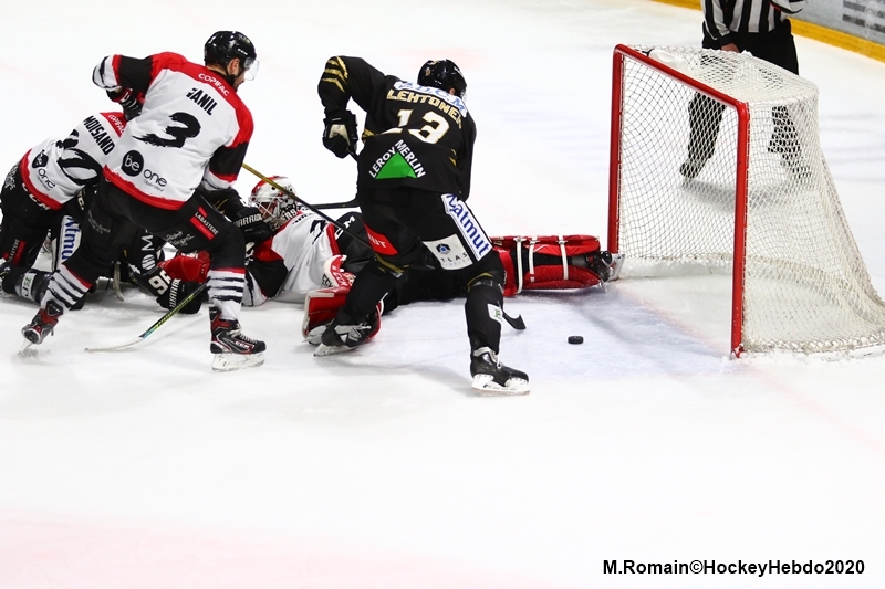 Photo hockey Ligue Magnus - Ligue Magnus : 43ème journée : Rouen vs Bordeaux - Rouen fait l