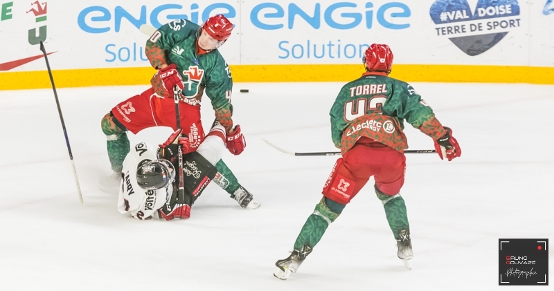 Photo hockey Ligue Magnus - Ligue Magnus : 44ème journée : Cergy-Pontoise vs Bordeaux - Cergy boucle la saison régulière en beauté