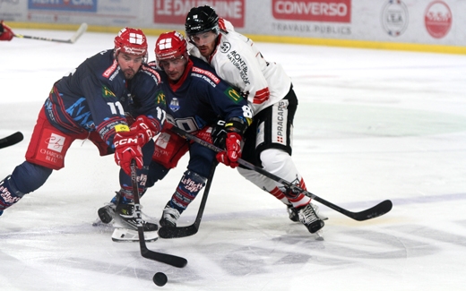 Photo hockey Ligue Magnus - Ligue Magnus : 4ème journée : Grenoble  vs Chamonix  - Une prestation d’amateurs !