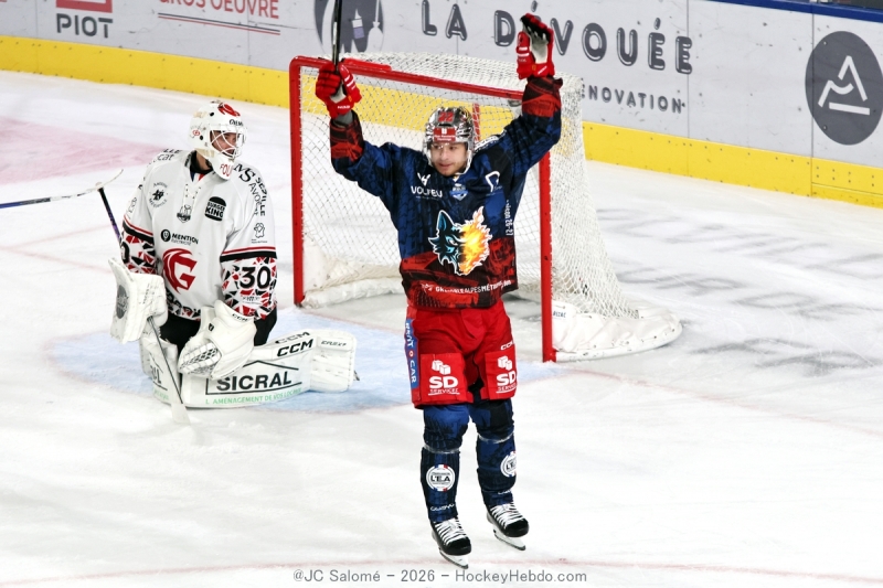 Photo hockey Ligue Magnus - Ligue Magnus : 4ème journée : Grenoble vs Amiens - Grenoble confirme contre Amiens Photo hockey Ligue Magnus - Ligue Magnus : 4ème journée : Grenoble vs Amiens - Grenoble confirme contre Amiens