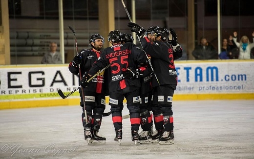 Photo hockey Ligue Magnus - Ligue Magnus : 5ème journée : Chamonix  vs Gap  - Les Pionniers poursuivent leur ascension.